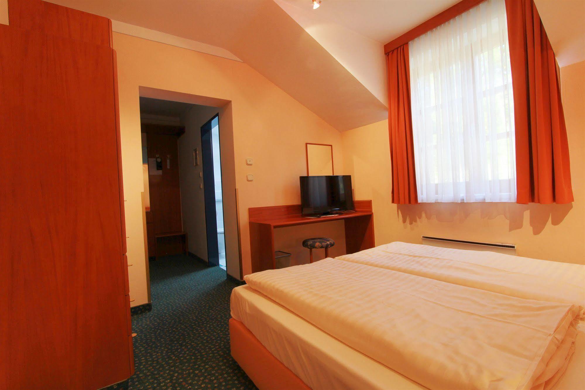 Vitalhotel Krainz Fürstenfeld Buitenkant foto